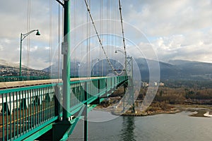 Lions gate bridge, vancouver, bc