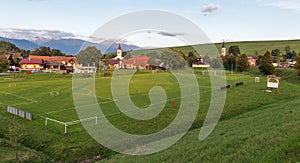 Obecní stadion Liptovský Trnovec na Slovensku.