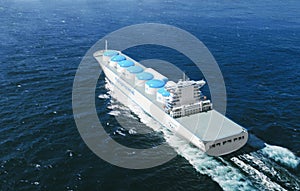 Liqiud Hydrogen renewable energy in vessel - LH2 hydrogen gas for clean sea transportation on ship with composite cryotank for