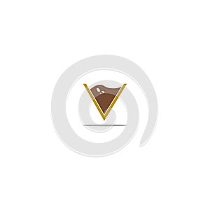 Liquor logo design . alcohol drink icon