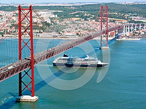 Lisbon Ponte 25 de Abril