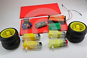 List of all components that make a programmable robotic car. Robot car project with materials list