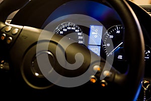 Lit tachometer