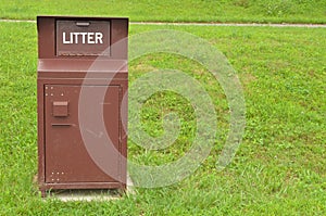 Litter Receptacle