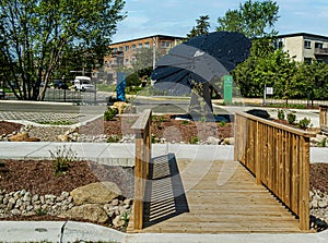 Little bridge and SmartFlower is the powerful symbol of the Dorval campus