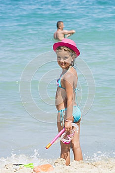 Little girl with a mask for diving