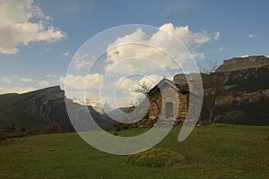 Little house in front of the AÃ±isclo canyon, Spain