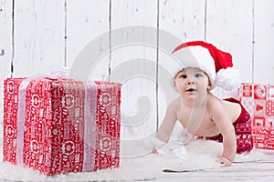 Little x-mas baby with gifts