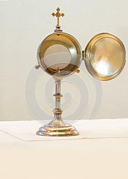 Liturgical vessel gold monstrance