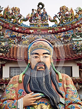 Liu Bei statue photo