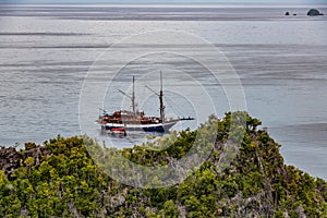 Liveaboard diving boat, Waigeo, Kri, Mushroom Island