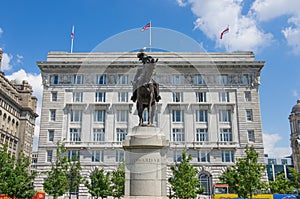 Liverpool liver royal building