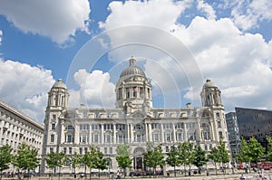 Liverpool liver royal building