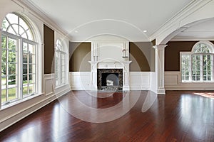 Obyvačka čerešňa drevo podlaha 