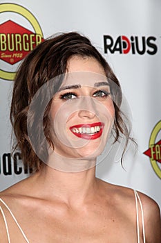 Lizzy Caplan