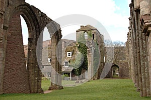 Llanthony priory