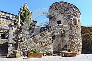 Llivia Bell. Torre Bernat de So.