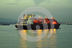 LNG ship for natural gas