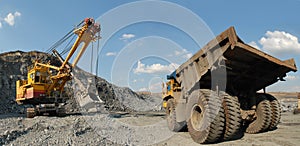 Loading of iron ore