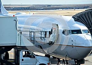 Loading a plane