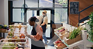 Local grocery store vendor arranges food