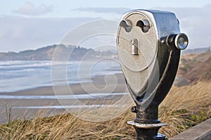 Location viewpoint viewer on pacific northwest coastline overlooking ocean coast.