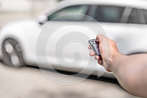 Locking the car by remote control