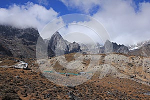 Lodges in Zonglha, place below Cho La pass