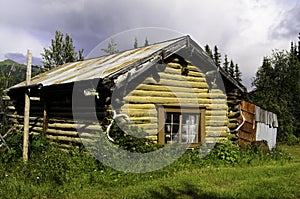 Log cabin Alaska