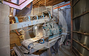 Log Cabin Gold Mine machinery