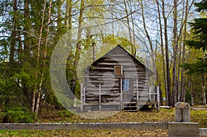 Log cabin in Hope Alaska