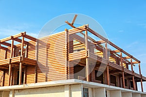 Log house construction