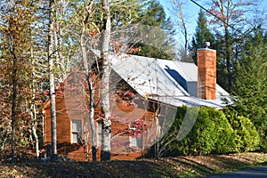 Log mountain Cabin vacation Home in woods near smoky mountains national park