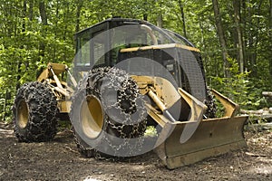 Logging machine - Skidder