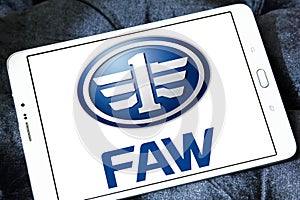 FAW automotive company logo