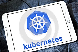 Kubernetes platform logo