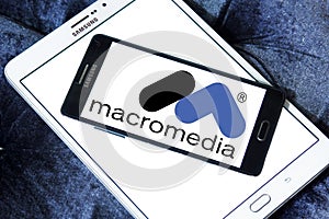 Macromedia software company logo