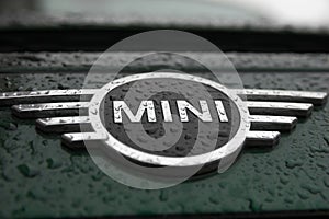 Logo mini cooper with drop rain