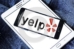 Yelp company logo