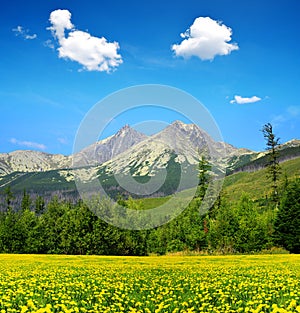 Lomnický a Kežmarský štít ve Vysokých Tatrách, Slovensko