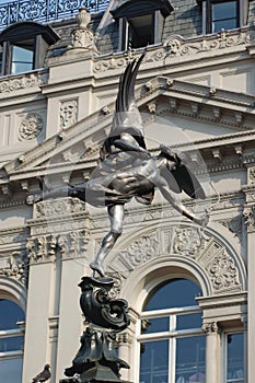 London Eros statue