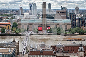 London Icons, Tate Modern, Millennium Bridge , River Thames