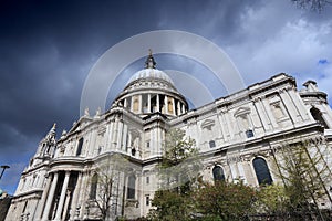 London landmark - St Paul`s Cathedral