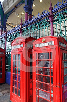 London red telephone booths