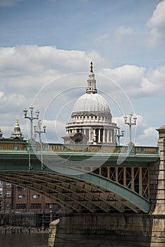 London spots and skylines photo