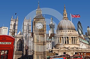 Todos los famosos edificios de la ciudad de Londres.