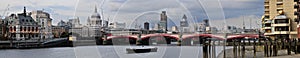 London Thames skyline