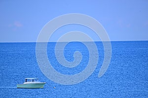 Solitario una barca crociere Oceano blu da Costa da 