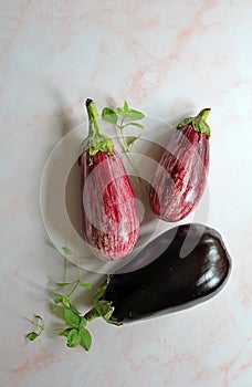 Long eggplant, purple eggplant, vegetables, love pear, fresh agricultural produce, colorful vegetables, sprinkled eggplant