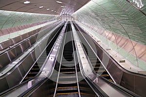 Long escalator